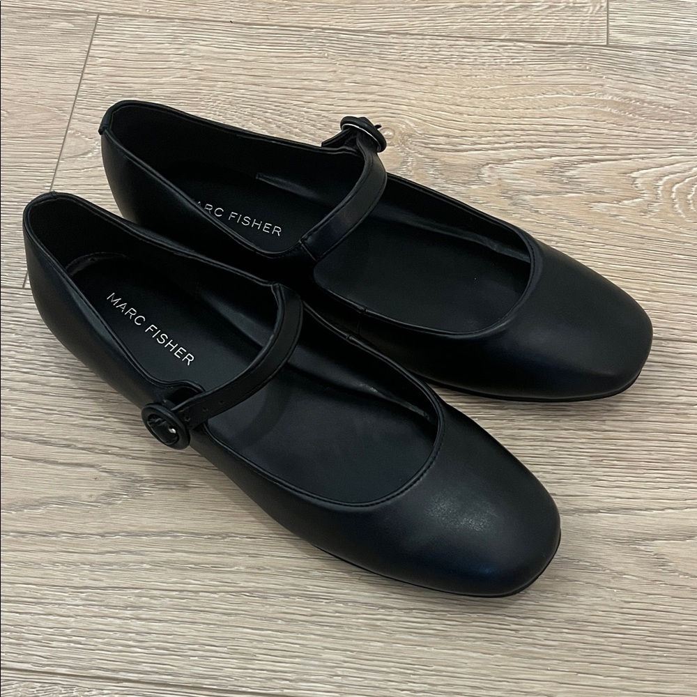 Marc Fisher Garissa Black Mary Jane Flats - sz 8